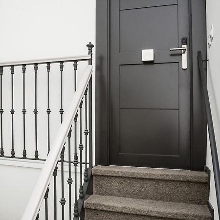 セビリアプエルタ カテドラル ホリデー スイーツアパートメント 部屋 写真